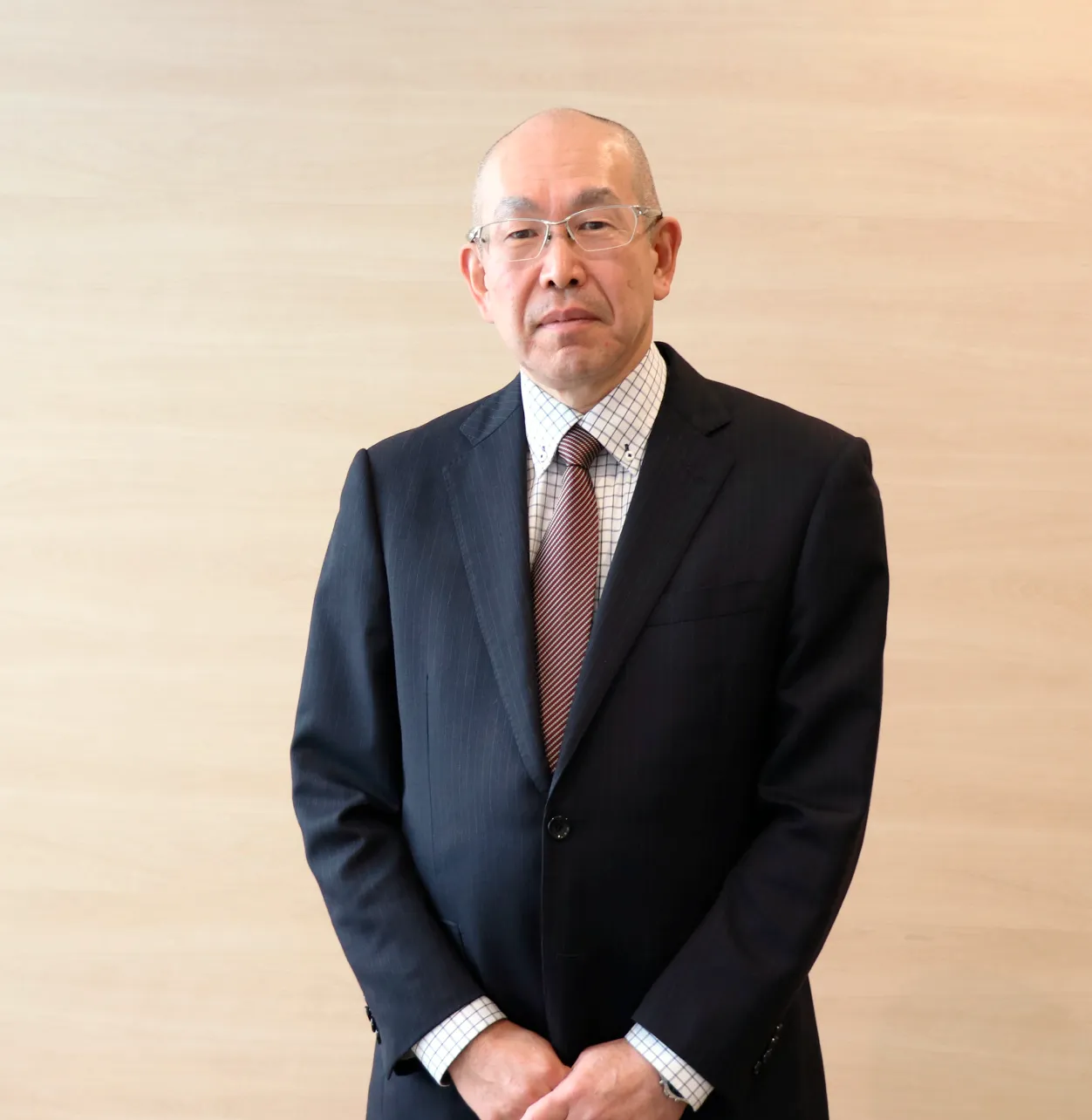代表取締役社長 岡倉 登